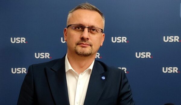 După 17 ani, Brașovul va avea stomatologie de urgență la Spitalul Județean. Succes obținut de deputatul USR Ovidiu Paraschivescu.
